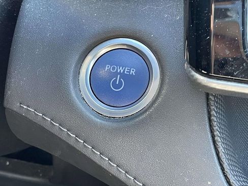 Used 2021 Toyota Highlander Platinum image 35