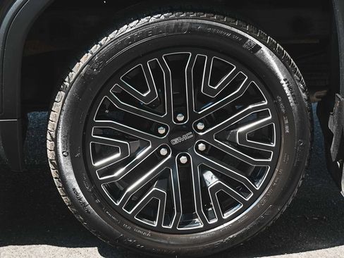 Used 2022 GMC Sierra 1500 Denali Ultimate AWD/4WD image 6