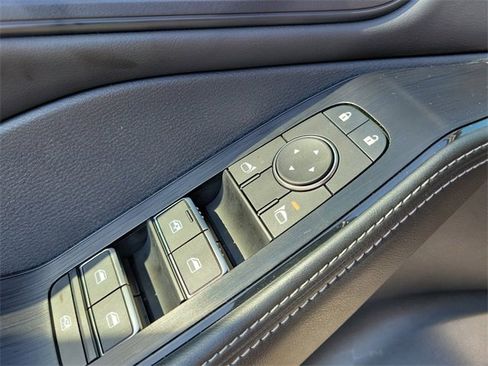 Used 2024 Nissan Rogue SL w/ SL Premium Package image 22