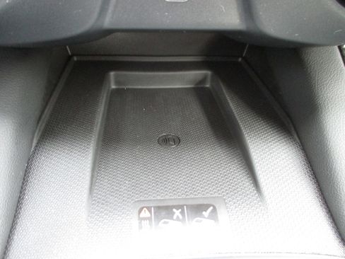 Used 2024 Chevrolet Blazer LT w/ Convenience Package image 22