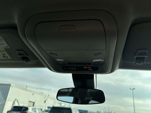 Certified 2023 Chevrolet Equinox LT image 30