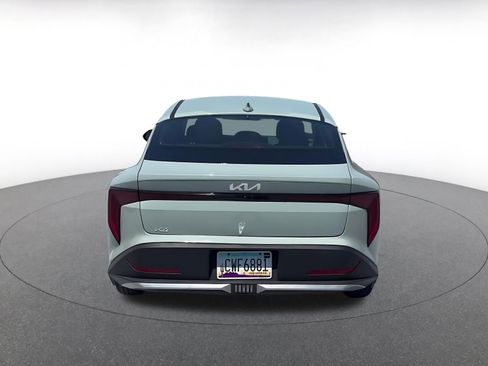 Used 2025 Kia K4 FWD image 12