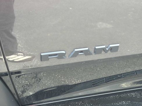 Used 2025 RAM 2500 Power Wagon AWD/4WD image 38