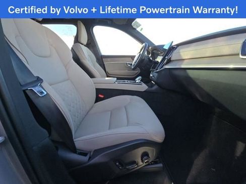 Certified 2025 Volvo XC90 B6 Plus image 7
