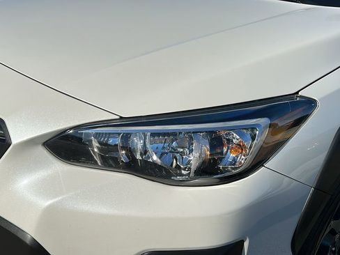 Used 2022 Subaru Crosstrek 2.5i Sport w/ Moonroof Package image 4