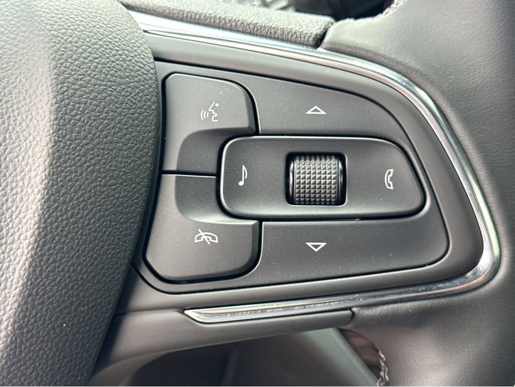 New 2026 Buick Envista Sport Touring w/ Convenience I Package FWD image 17