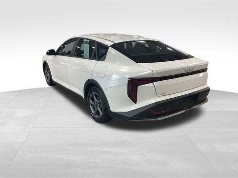 Certified 2025 Kia K4 LXS image 4