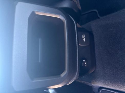 Used 2024 Ford Ranger Lariat w/ FX4 Off-Road Package image 35