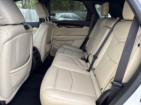 Used 2019 Cadillac XT5 Luxury image 10