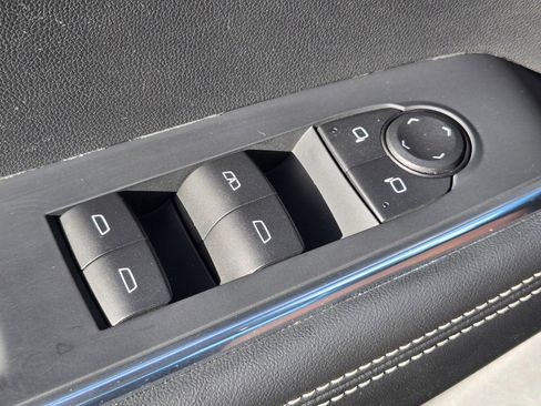 Certified 2025 GMC Acadia Elevation image 17