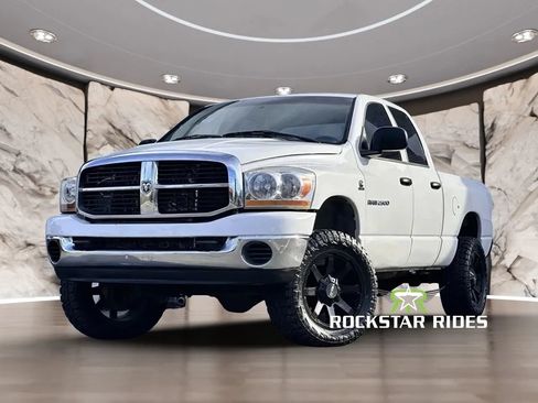 Used 2006 Dodge Ram 2500 Truck SLT w/ Trailer Tow Group AWD/4WD image 3