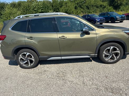 Certified 2023 Subaru Forester Touring AWD/4WD image 13