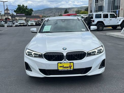 Used 2025 BMW 330i xDrive Sedan AWD/4WD image 8