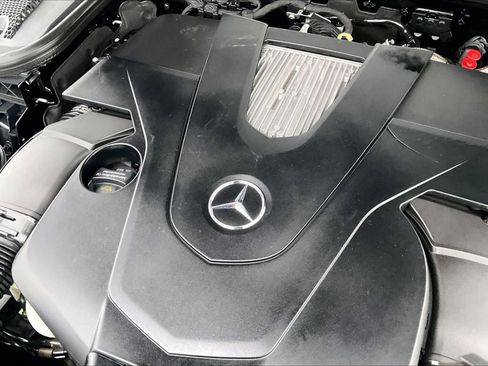 Used 2018 Mercedes-Benz E 400 Coupe w/ Premium 1 Package image 28