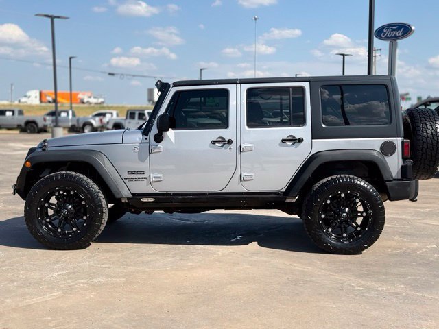 Used 2013 Jeep Wrangler Unlimited Sport AWD/4WD image 5