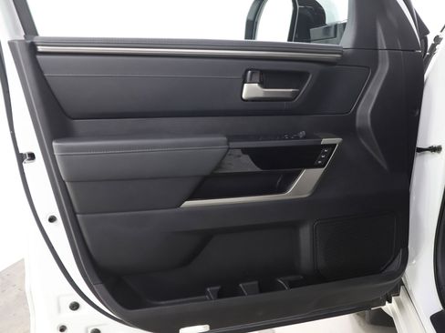 Used 2022 Toyota Tundra Limited image 23