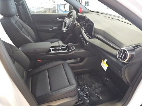 Used 2026 Chevrolet Equinox LT w/ Convenience Package II image 15