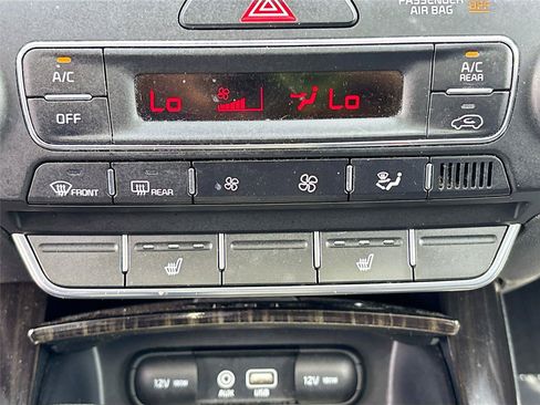 Used 2020 Kia Sorento EX AWD/4WD image 15