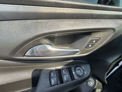 Certified 2025 Buick Envista Sport Touring w/ Convenience II Package image 30