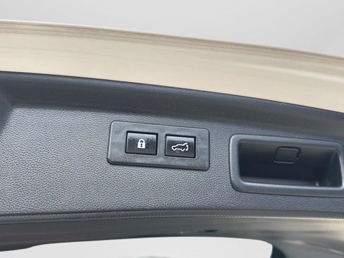 Used 2024 Subaru Forester Premium AWD/4WD image 14