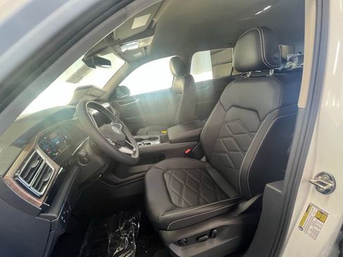 New 2026 Volkswagen Atlas SE image 10