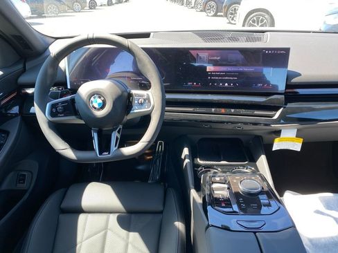 New 2026 BMW 530i xDrive AWD/4WD image 9