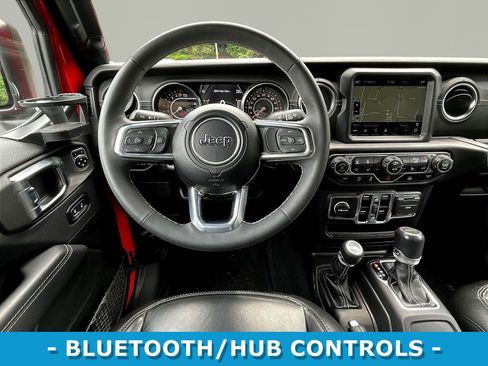 Used 2023 Jeep Gladiator Overland w/ Cold Weather Group AWD/4WD image 9