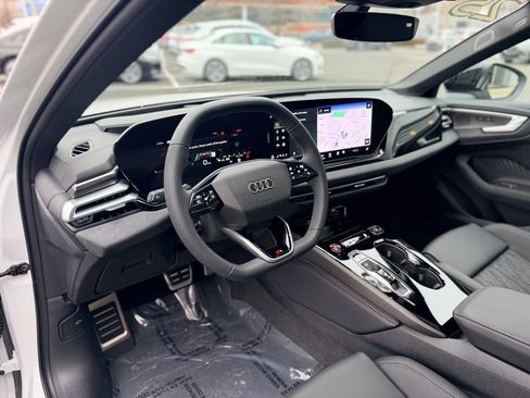 Used 2025 Audi S5 Premium Plus image 12