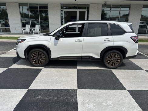 Used 2025 Subaru Forester Sport w/ Popular Package #1 AWD/4WD image 1