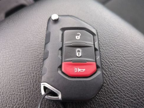 Used 2026 Jeep Gladiator Rubicon AWD/4WD image 27
