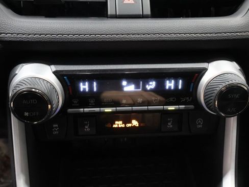 Certified 2024 Toyota RAV4 XLE image 29