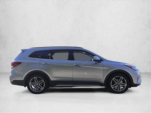 Used 2017 Hyundai Santa Fe Limited AWD/4WD image 4
