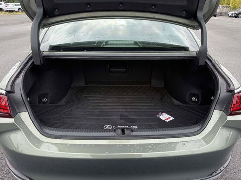 Used 2024 Lexus ES 300h w/ Premium Package FWD image 28