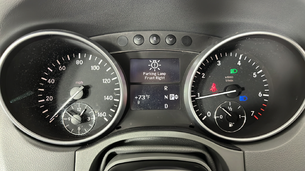 Used 2011 Mercedes-Benz ML 350 2WD image 24