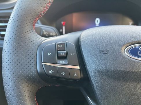 Used 2025 Ford Escape ST-Line Select image 33