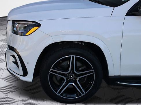 Certified 2025 Mercedes-Benz GLS 450 GLS 450 image 20