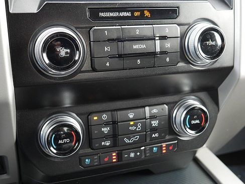 Used 2020 Ford F150 Lariat w/ Equipment Group 502A Luxury image 48