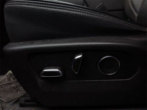 Certified 2021 GMC Yukon Denali w/ Denali Premium Package image 22