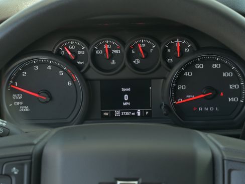 Used 2024 Chevrolet Silverado 1500 Custom Trail Boss AWD/4WD image 21
