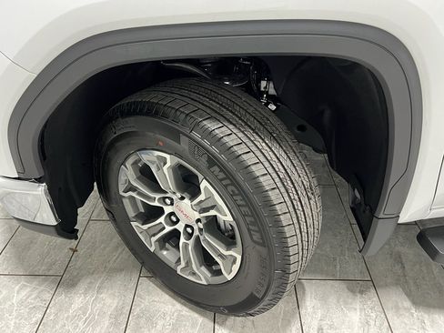 New 2026 GMC Sierra 1500 SLE image 33