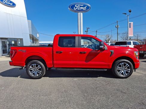 Certified 2022 Ford F150 XL w/ STX Appearance Package image 8