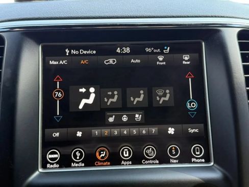 Used 2018 Jeep Grand Cherokee Trailhawk w/ Trailhawk Luxury Group AWD/4WD image 31