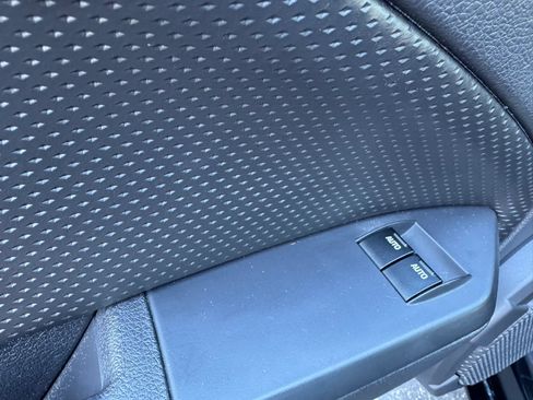 Used 2006 Ford Mustang GT Premium RWD image 34