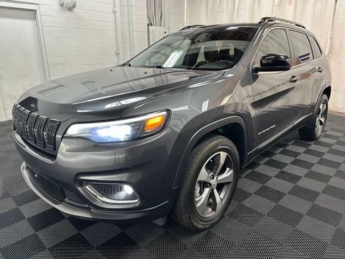 Used 2022 Jeep Cherokee Limited AWD/4WD image 4