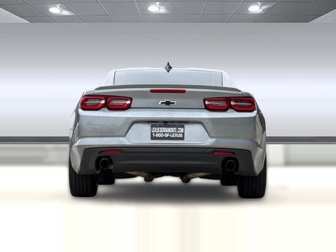 Used 2023 Chevrolet Camaro LT RWD image 9