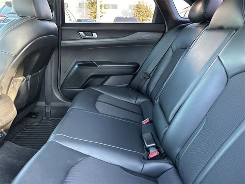 Used 2022 Kia K5 GT-Line w/ GT-Line FWD Premium Package image 16