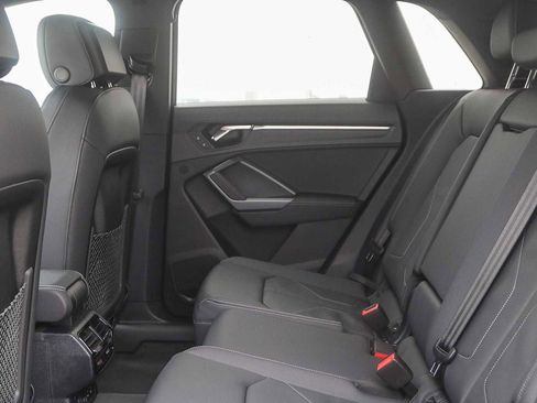 New 2025 Audi Q3 2.0T Premium image 26