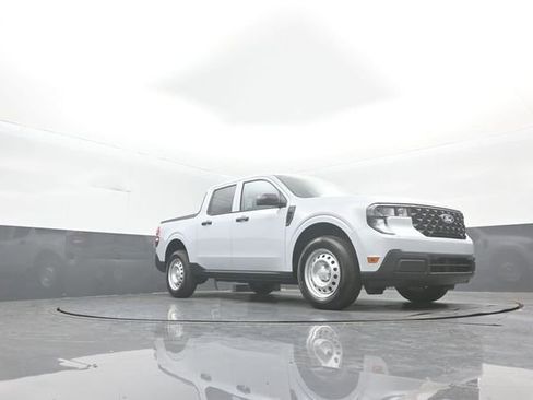 New 2026 Ford Maverick XL image 23