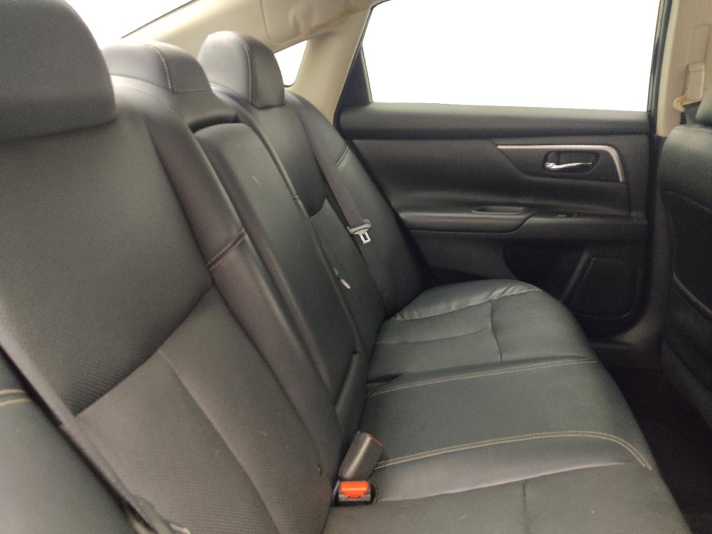 Used 2017 Nissan Altima 2.5 SL FWD image 19