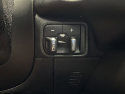 Used 2023 Dodge Durango GT image 15